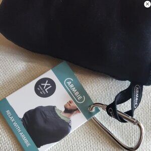 The Armbie Dual-Arm Support Sling black BNWT